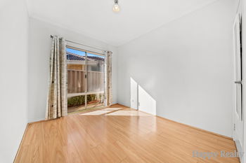Listing image for 18 Crouch Place, CANNING VALE  WA  6155
