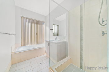 Listing image for 18 Crouch Place, CANNING VALE  WA  6155