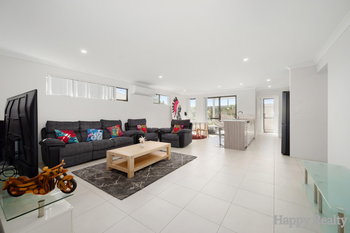 Listing image for 8/11 Piara Drive, PIARA WATERS  WA  6112