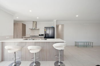 Listing image for 8/11 Piara Drive, PIARA WATERS  WA  6112