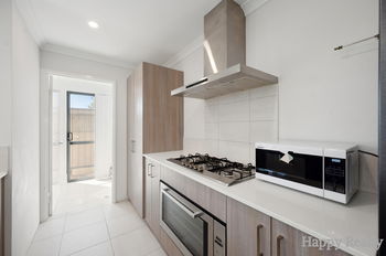 Listing image for 8/11 Piara Drive, PIARA WATERS  WA  6112