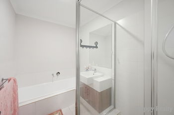 Listing image for 8/11 Piara Drive, PIARA WATERS  WA  6112