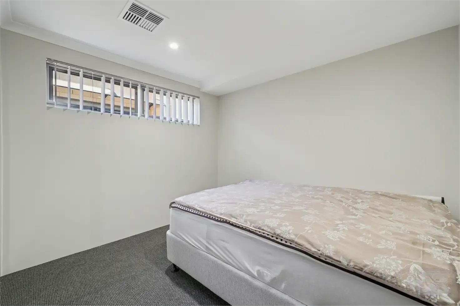 164 Lyon Road, AUBIN GROVE WA 6164, Aubin Grove - Thumbnail 7