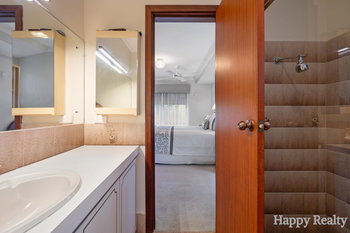 Listing image for 11 Viscount Court, THORNLIE  WA  6108