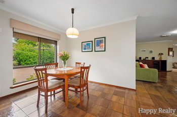 Listing image for 11 Viscount Court, THORNLIE  WA  6108