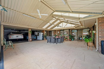 Listing image for 11 Viscount Court, THORNLIE  WA  6108