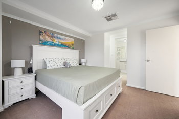 Listing image for 16 Sackler Link, PIARA WATERS  WA  6112