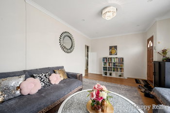 Listing image for 33 Coops Avenue, THORNLIE  WA  6108