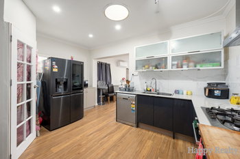 Listing image for 33 Coops Avenue, THORNLIE  WA  6108