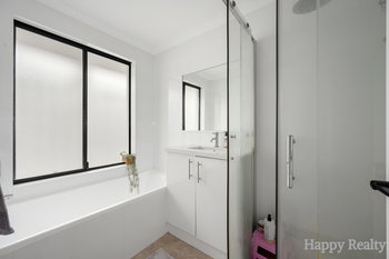 Listing image for 184 Bennett Springs Drive, BENNETT SPRINGS  WA  6063