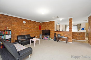 Listing image for 18 Fagence Way, THORNLIE  WA  6108