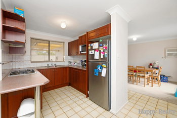Listing image for 18 Fagence Way, THORNLIE  WA  6108