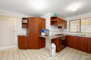 Listing image for 18 Fagence Way, THORNLIE  WA  6108
