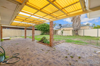 Listing image for 18 Fagence Way, THORNLIE  WA  6108