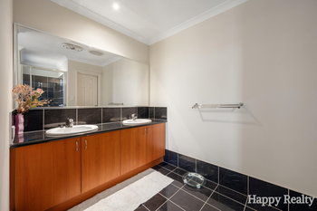 Listing image for 5 Fawcett Crescent, CANNING VALE  WA  6155