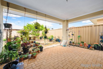 Listing image for 5 Fawcett Crescent, CANNING VALE  WA  6155