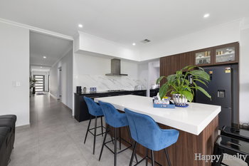 Listing image for 18 Nicholson Court, CANNING VALE  WA  6155