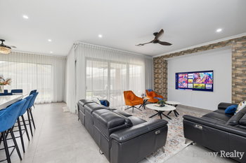 Listing image for 18 Nicholson Court, CANNING VALE  WA  6155