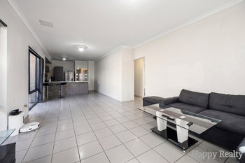Listing image for 17 Belfast Close, CANNING VALE  WA  6155