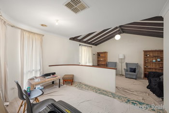 Listing image for 33 Forest Lakes Drive, THORNLIE  WA  6108