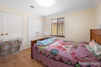 Listing image for 33 Forest Lakes Drive, THORNLIE  WA  6108