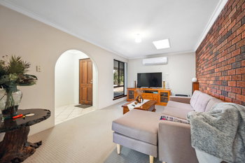 Listing image for 2/23 Sheridan Crescent, WILLETTON  WA  6155