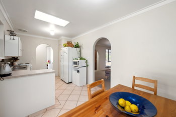 Listing image for 2/23 Sheridan Crescent, WILLETTON  WA  6155