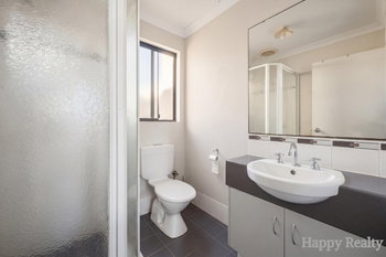 Listing image for 17 Belfast Close, CANNING VALE  WA  6155