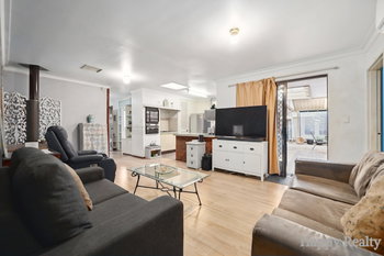 Listing image for 4 Denham Way, THORNLIE  WA  6108
