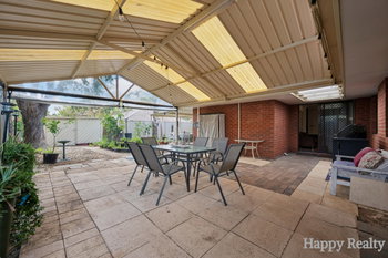 Listing image for 4 Denham Way, THORNLIE  WA  6108