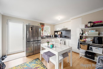 Listing image for 4 Denham Way, THORNLIE  WA  6108