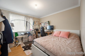 Listing image for 4 Denham Way, THORNLIE  WA  6108