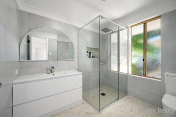 Listing image for 16 Geographe Way, THORNLIE  WA  6108
