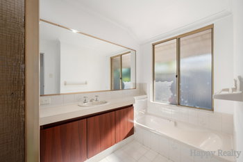 Listing image for 16 Geographe Way, THORNLIE  WA  6108