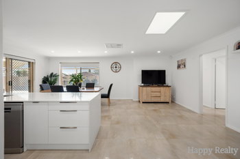 Listing image for 20 Geographe Way, THORNLIE  WA  6108