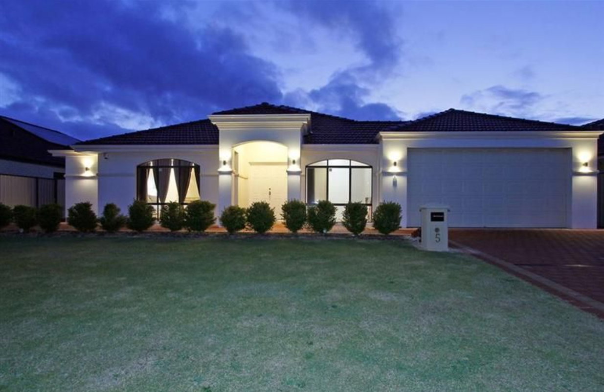 Listing image for 5 Araluen Bend, Aubin Grove  WA  6164