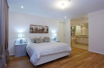 Listing image for 5 Araluen Bend, Aubin Grove  WA  6164