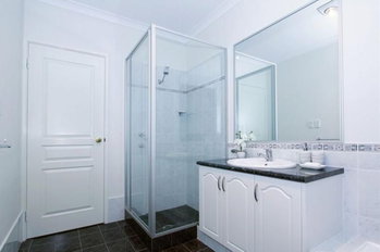 Listing image for 5 Araluen Bend, Aubin Grove  WA  6164