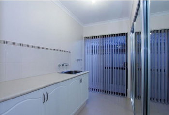 Listing image for 5 Araluen Bend, Aubin Grove  WA  6164