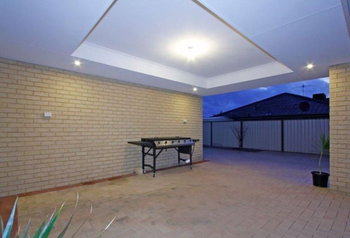Listing image for 5 Araluen Bend, Aubin Grove  WA  6164