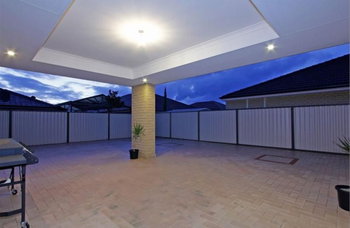Listing image for 5 Araluen Bend, Aubin Grove  WA  6164