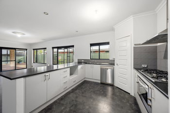 Listing image for 39 Baystone Rd, Baldivis  WA  6171