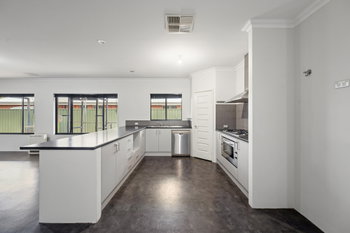 Listing image for 39 Baystone Rd, Baldivis  WA  6171