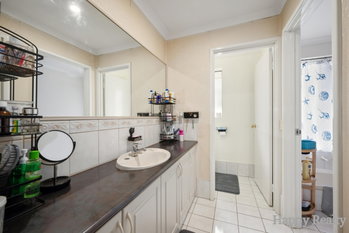 Listing image for 9 Rosewood Lane, THORNLIE  WA  6108