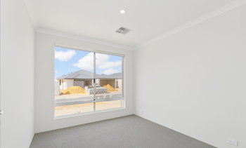 Listing image for 16 Kembla Way, Lakelands  WA  6180