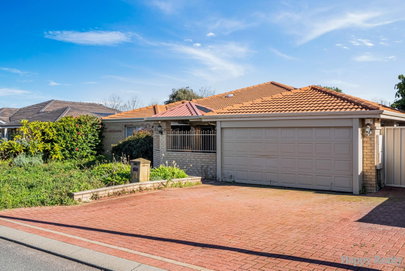 34 Brookside Square