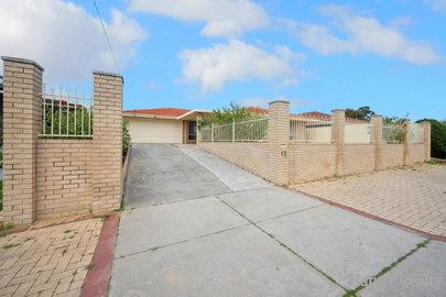 12 Drakeswood Road