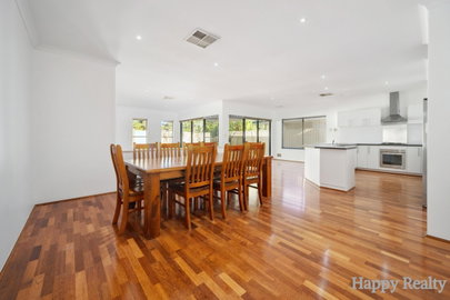 12 Quenda Drive