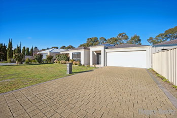 Listing image for 12 Quenda Drive, CANNING VALE  WA  6155