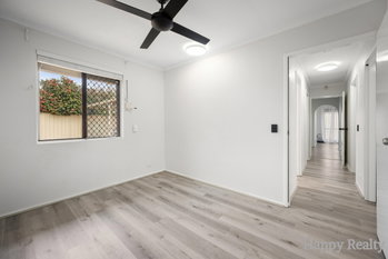 Listing image for 25 Mcnamara Drive, THORNLIE  WA  6108